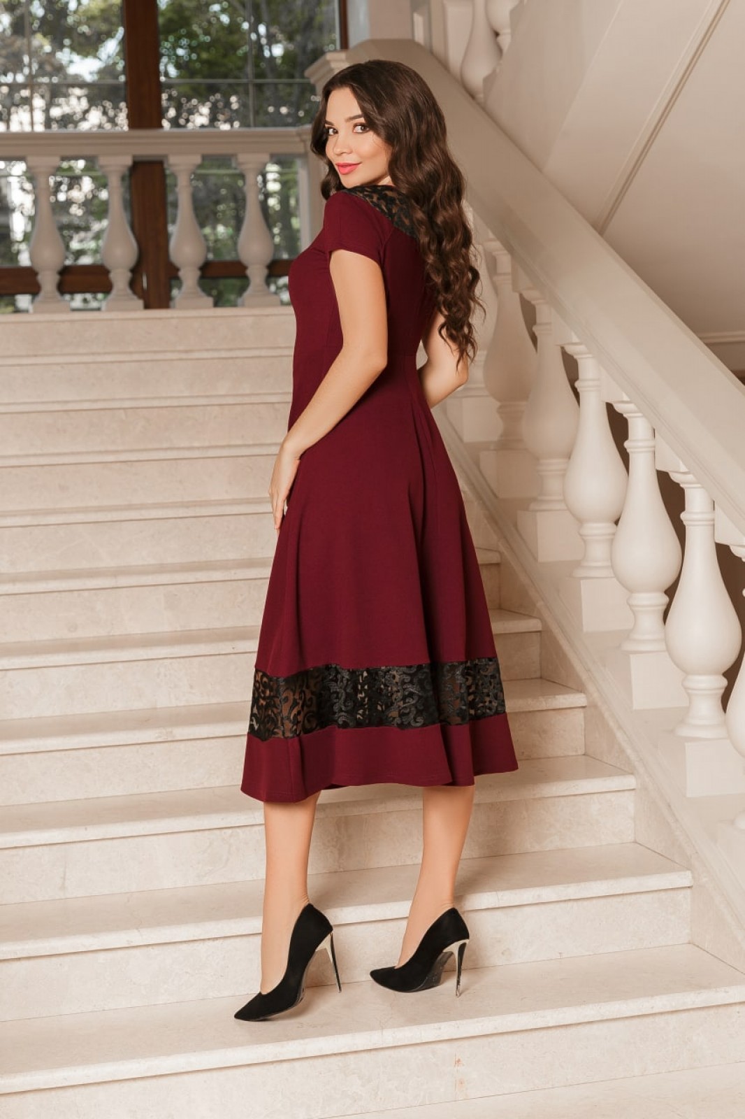 Жіноча нарядна сукня з мереживами кольору марсала р.42/44  374377