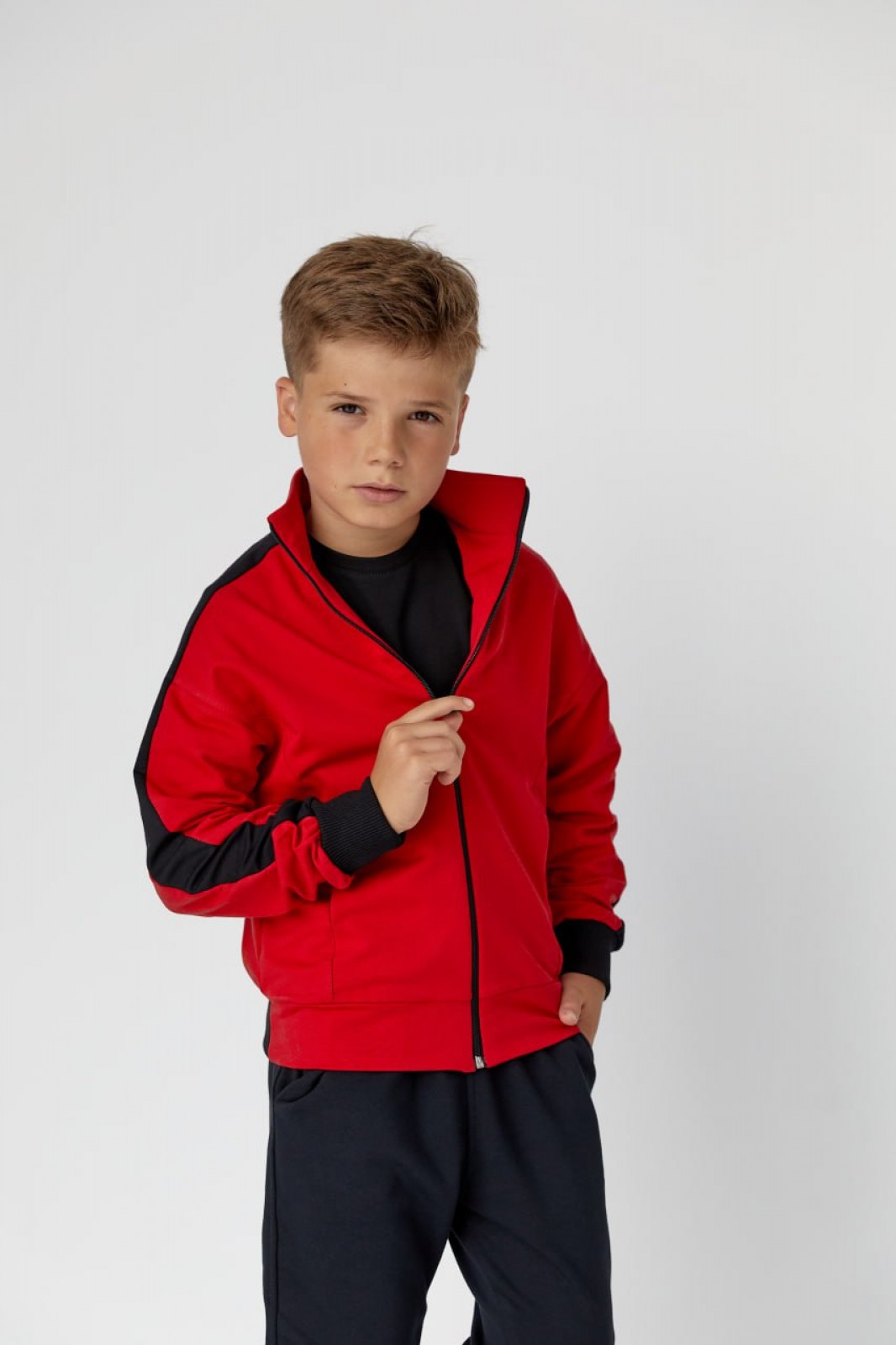 Дитячий спортивний костюм для хлопчика червоний р.170 439147