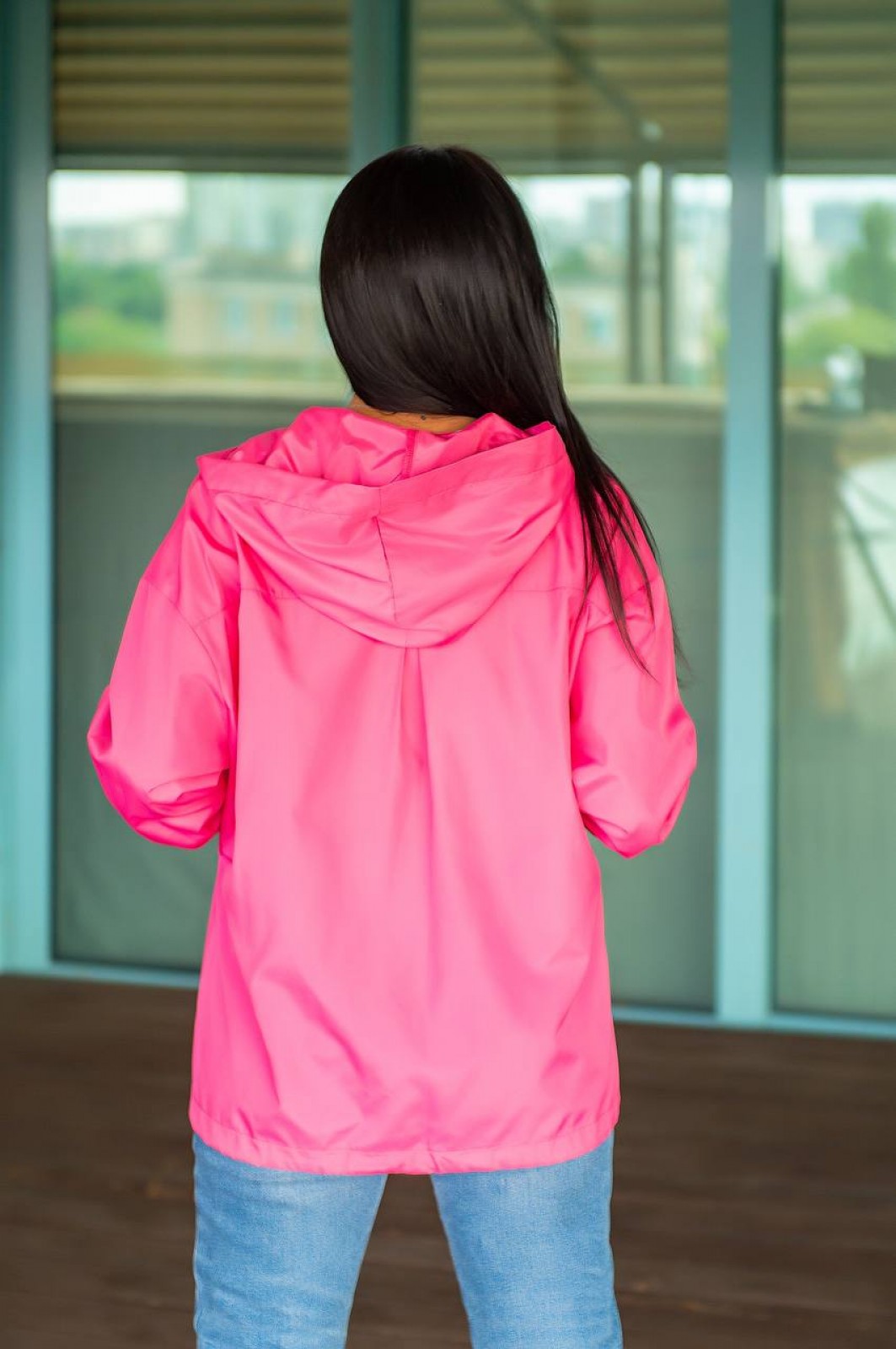Жіноча куртка з плащової тканини малинового кольору р.50/54 374287