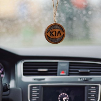 Автомобільний освіжувач повітря з парфумованою олією з логотипом KIA SKL103-355089