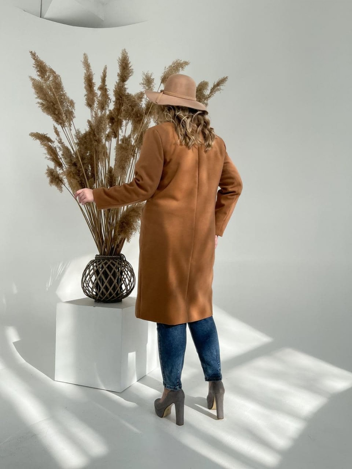 Жіноче пальто із кашеміру на підкладці колір кемел р.48/50 357821