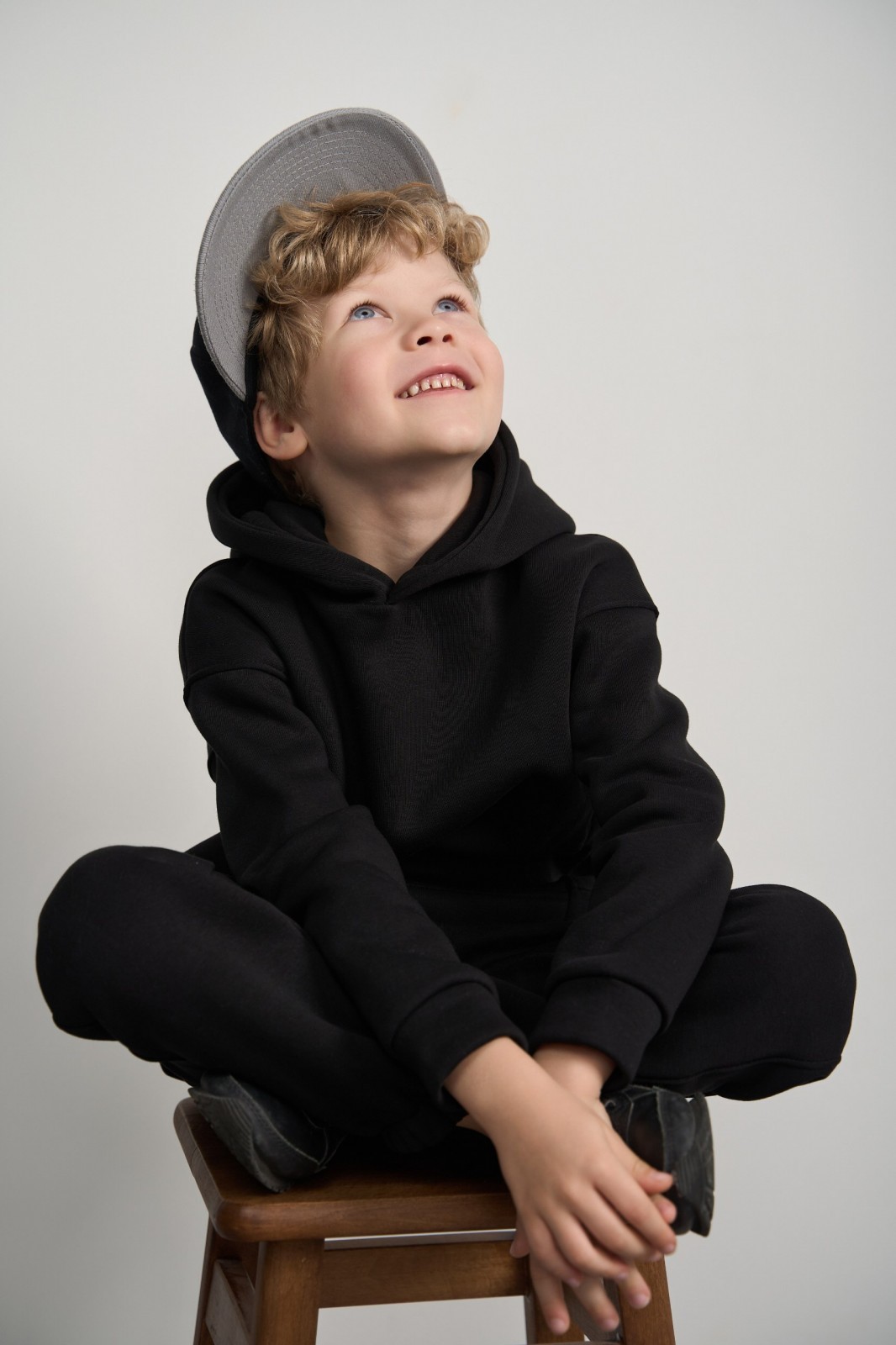 Дитячий спортивний костюм для хлопчика колір чорний р.134 444185