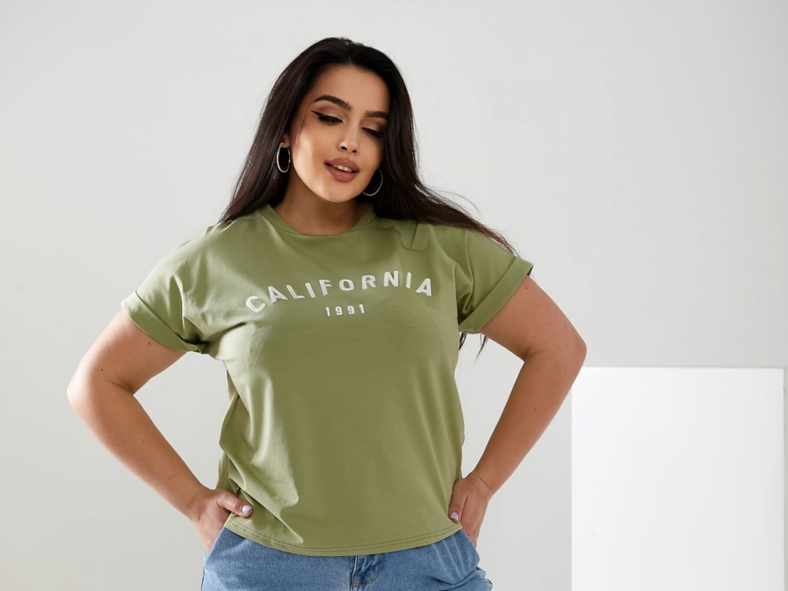 Жіноча футболка California колір фісташковий р.56/58 432467