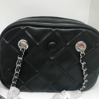 Жіноча сумочка з ремінцем колір чорний 435293