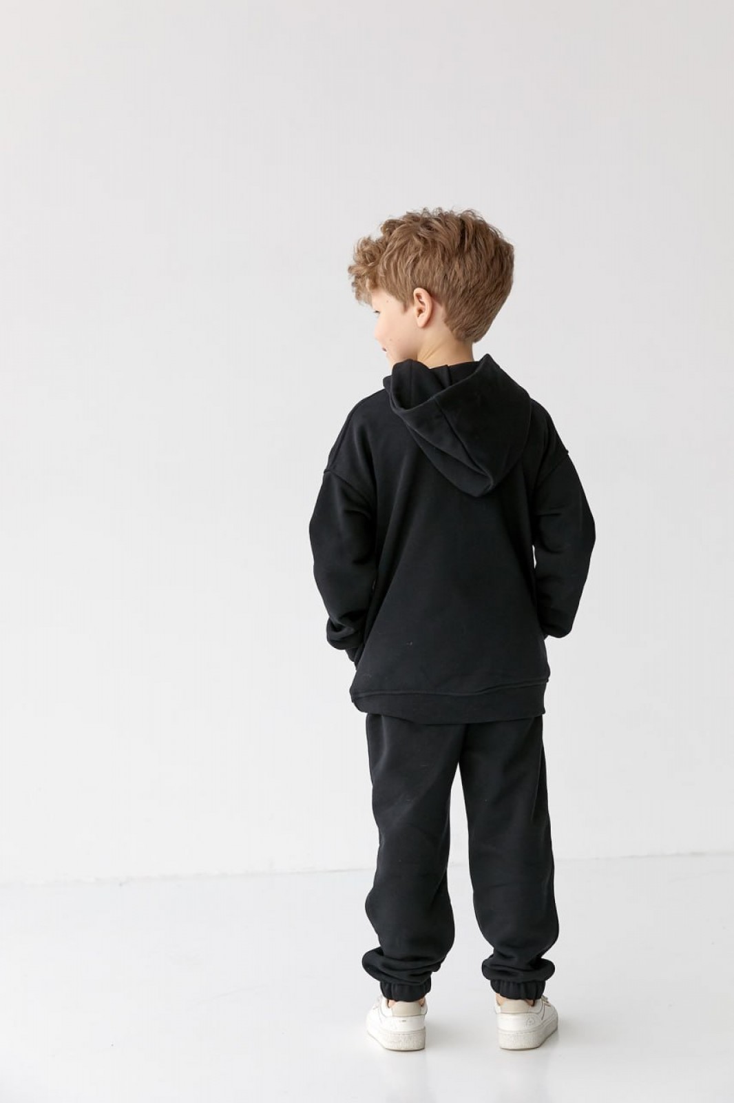 Дитячий спортивний костюм для хлопчика чорний р.140 439908