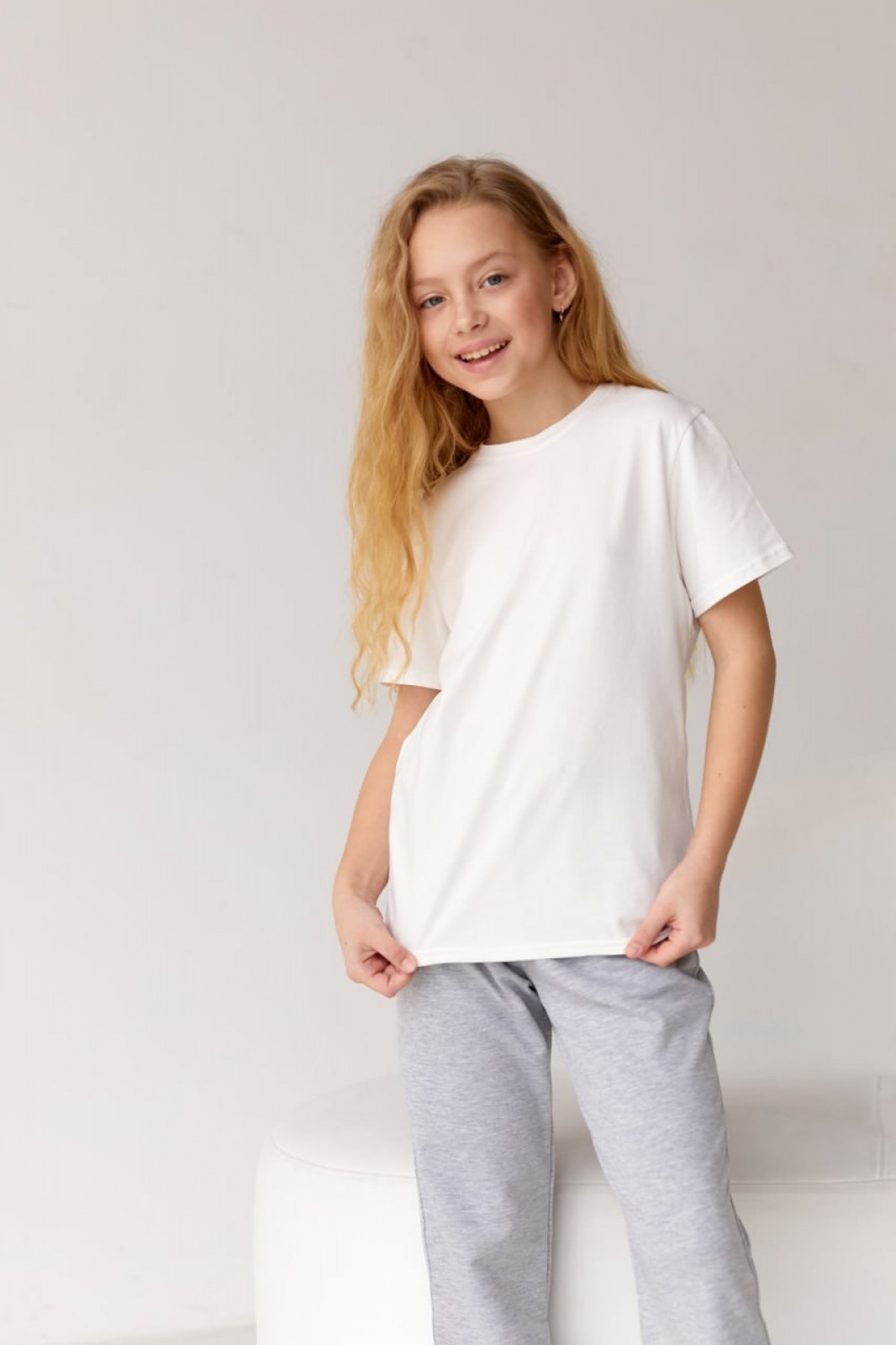 Базова дитяча однотонна футболка білого кольору р.164 420884