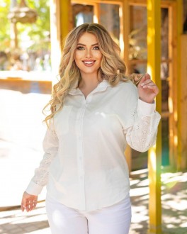 Жіноча сорочка з котону та прошви молочного кольору SKL142-359201