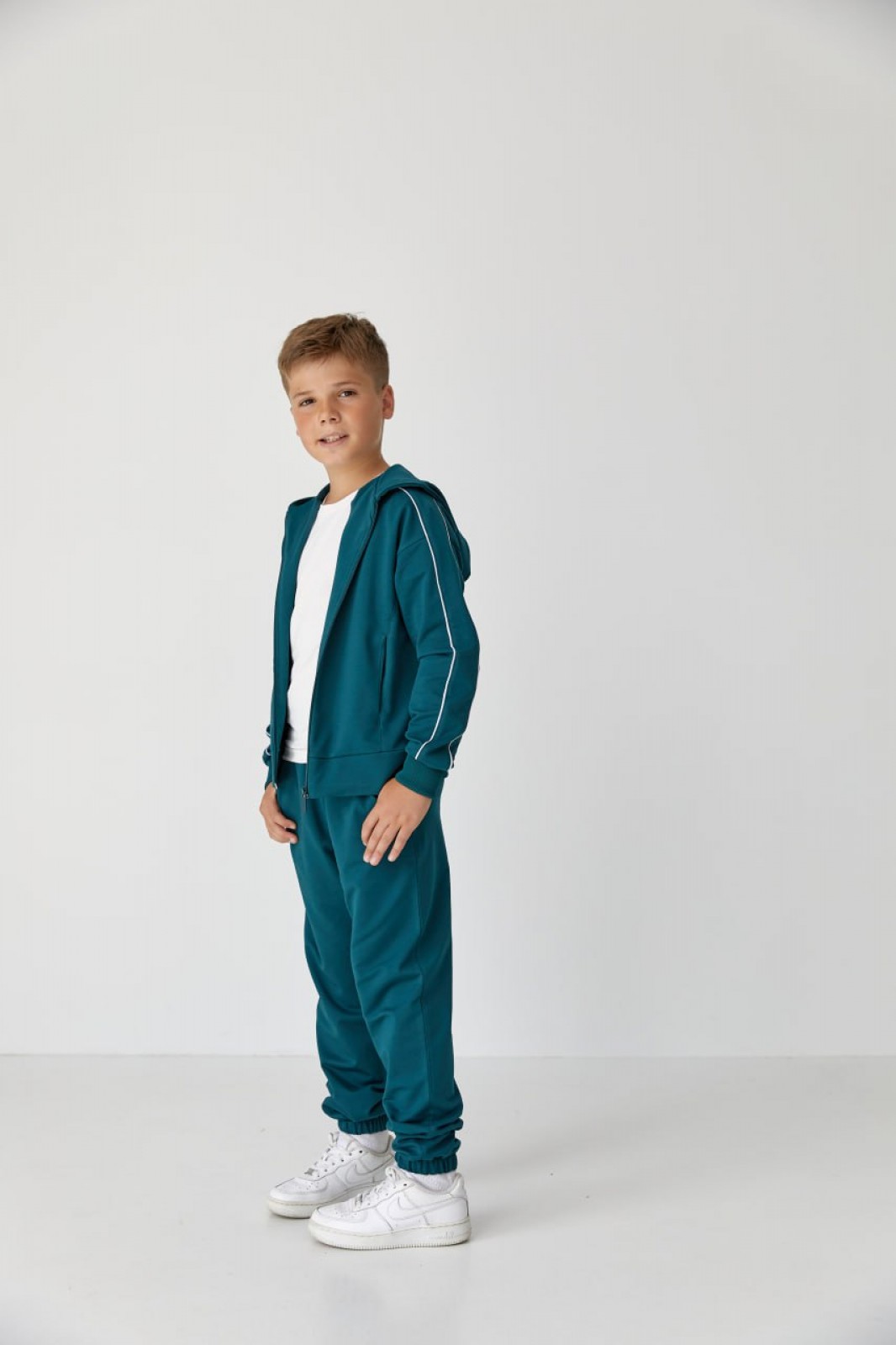 Дитячий спортивний костюм для хлопчика зелений р.158 439094