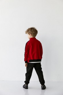 Спортивний костюм на хлопчика колір червоний з чорним 406644