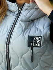 Женская удлиненная демисезонная жилетка цвет светло-серый, Цвет: Светло-серый, Размер: 56, изображение 5