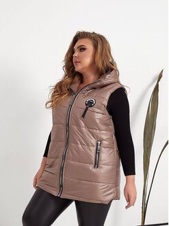 Женский стеганый жилет прямого кроя с карманами на змейке цвет мокко, Цвет: Темно-бежевый, Размер: 56