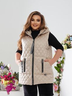 Женский стеганый жилет с накладными карманами молочного цвета, Цвет: Молочный, Размер: 56