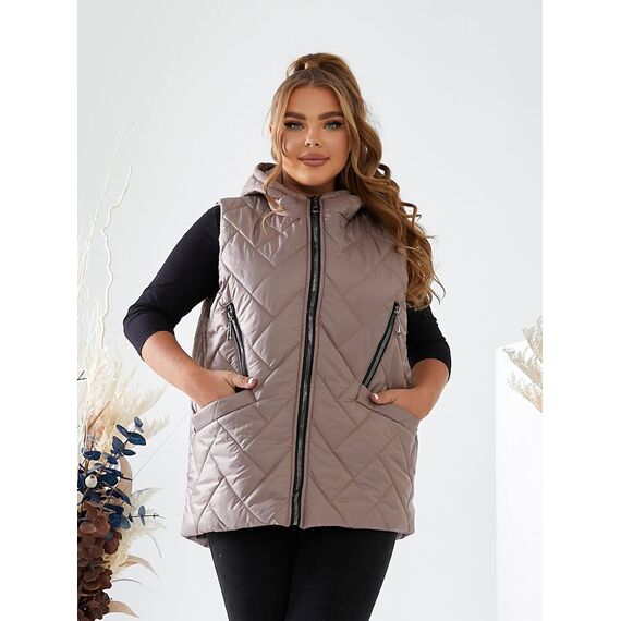 Женская жилетка с капюшоном цвет мокко, Цвет: Темно-бежевый, Размер: 56