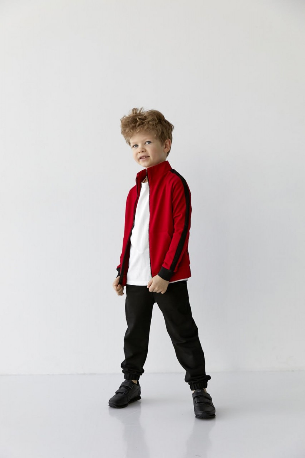 Спортивний костюм на хлопчика колір червоний з чорним р.170 407383
