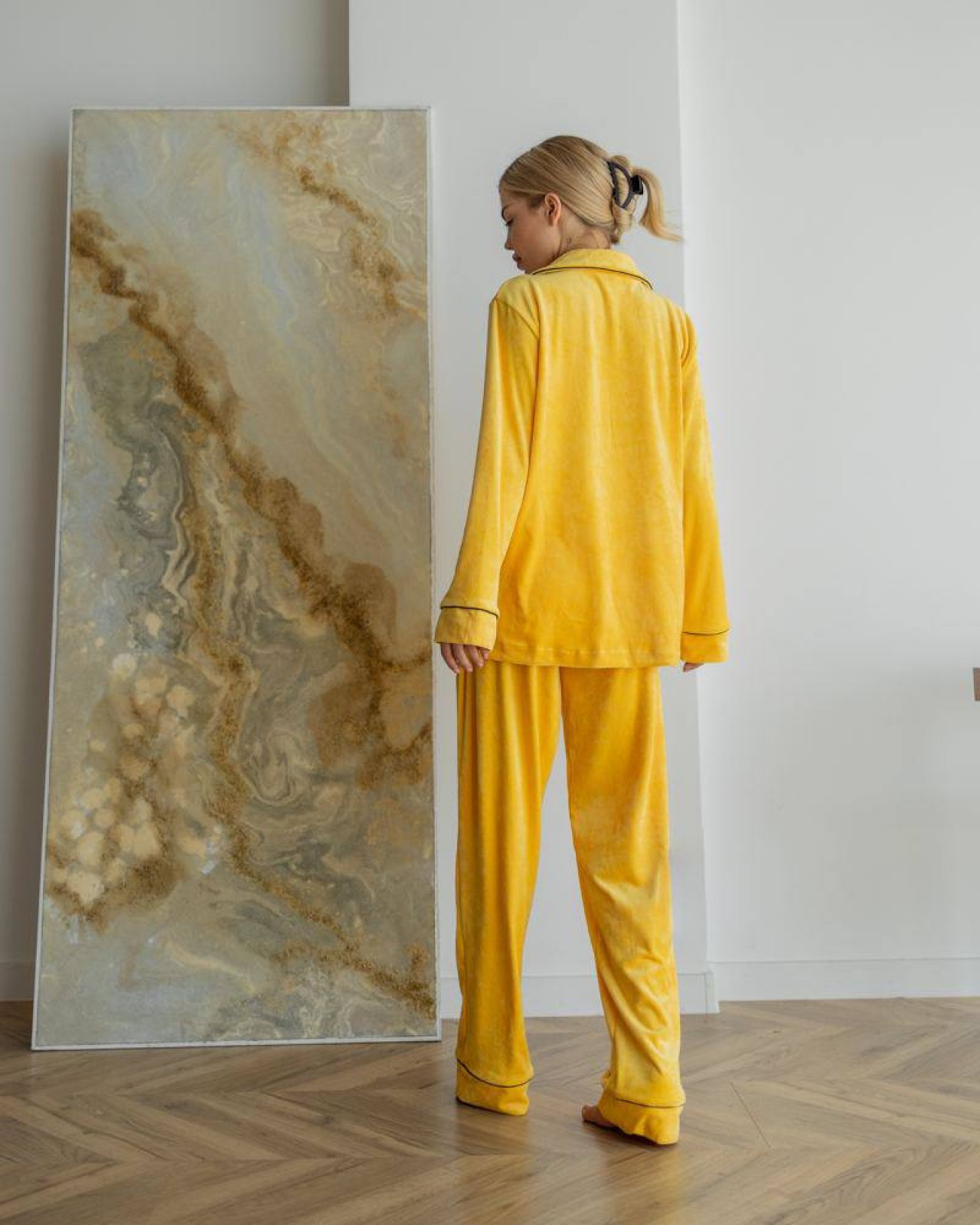 Жіноча піжама велюр Jeny на гудзиках колір жовтий р.L 443801