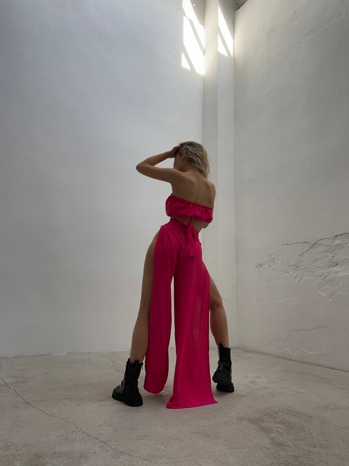Жіночий костюм двійка спідниця-брюки та топ колір малиновий р.42/46 450149