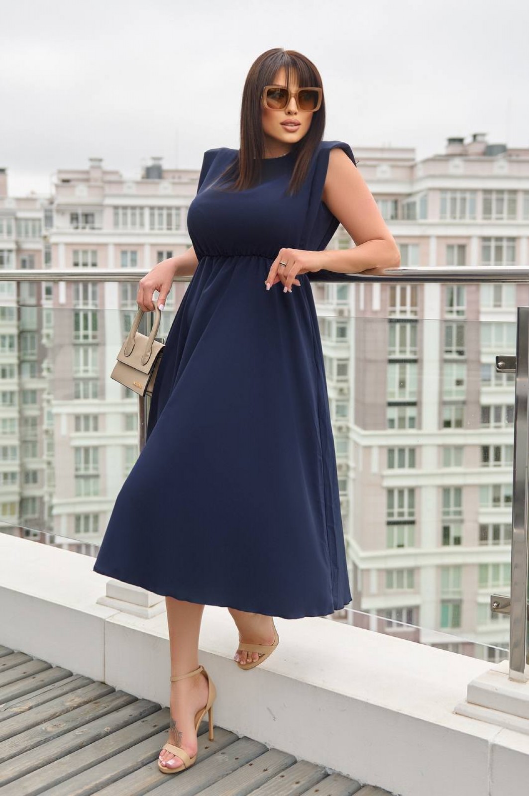 Жіноча сукня із софту міді колір синій р.54/56 456311