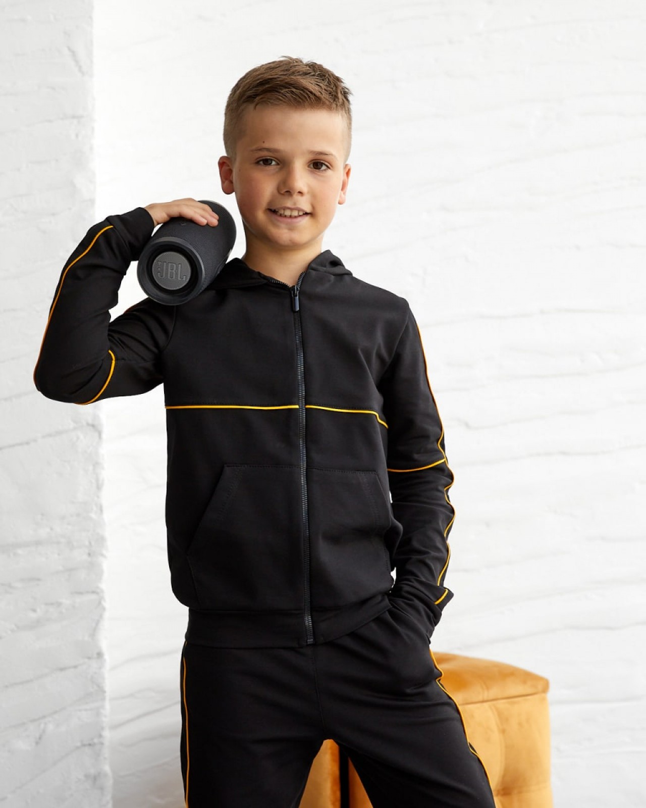 Спортивний костюм на хлопчика колір чорний/жовтий р.158 408242