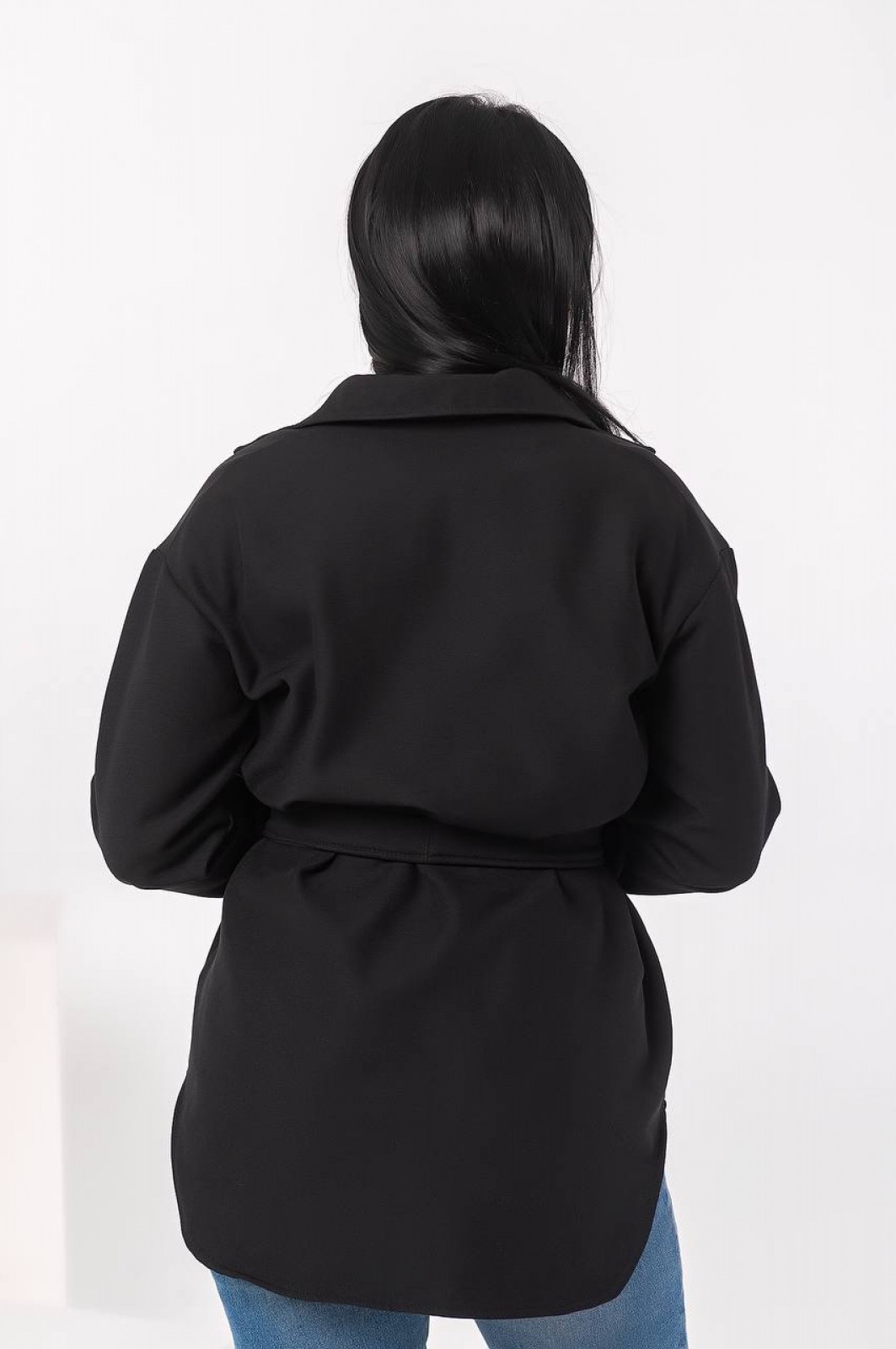 Жіноча куртка-сорочка чорного кольору р.48/52 381318