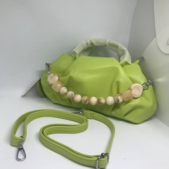 Жіноча сумочка з ремінцем колір насичений зелений 435457