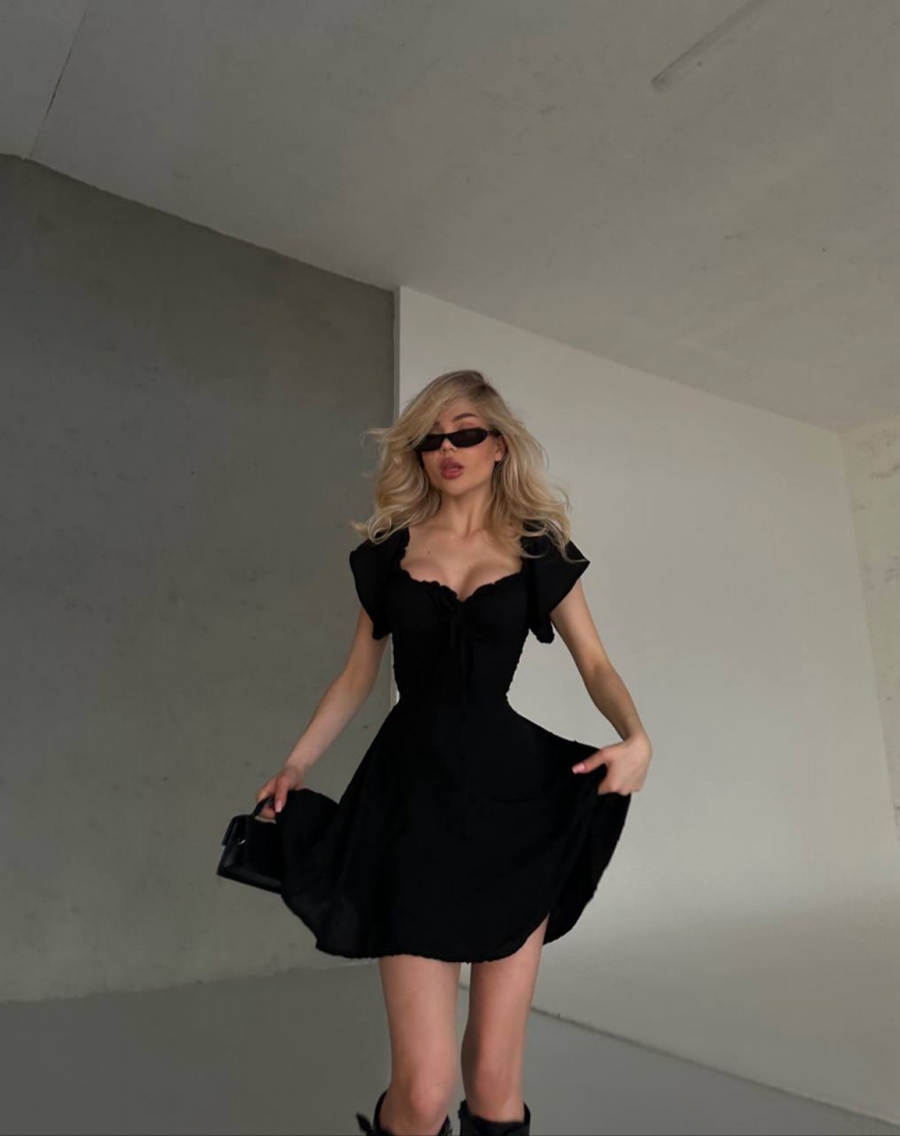 Жіноча сукня в горох колір чорний р.42/46 455533