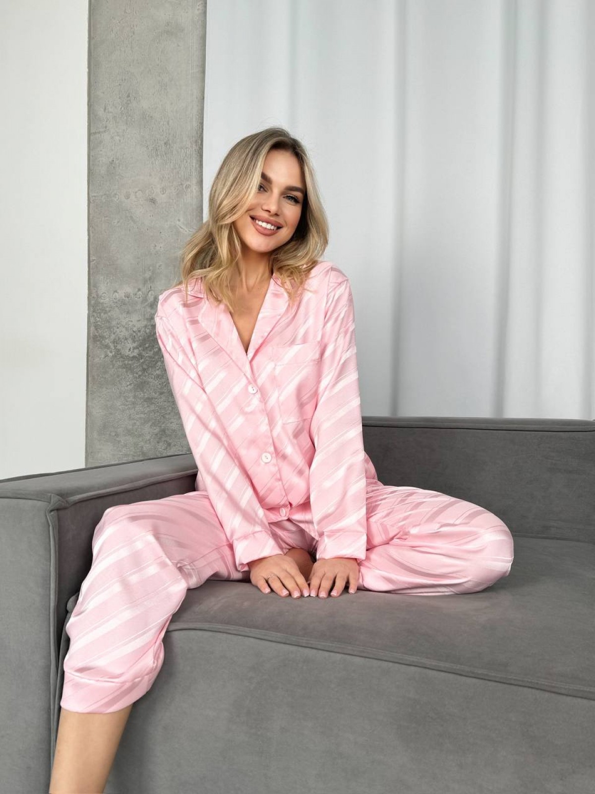Жіночий домашній костюм штани та сорочка колір рожевий р.50/52 454986