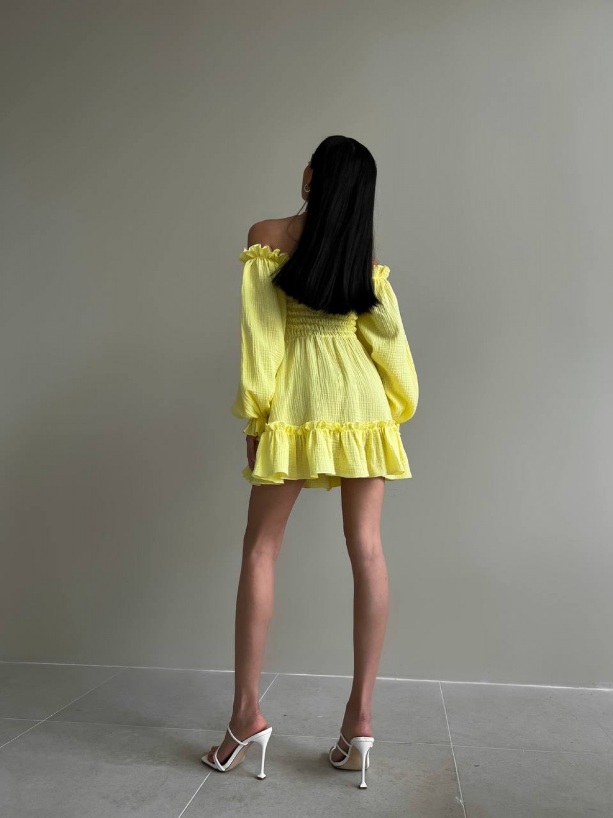 Жіноча сукня з рюшами колір жовтий р.46/48 432175