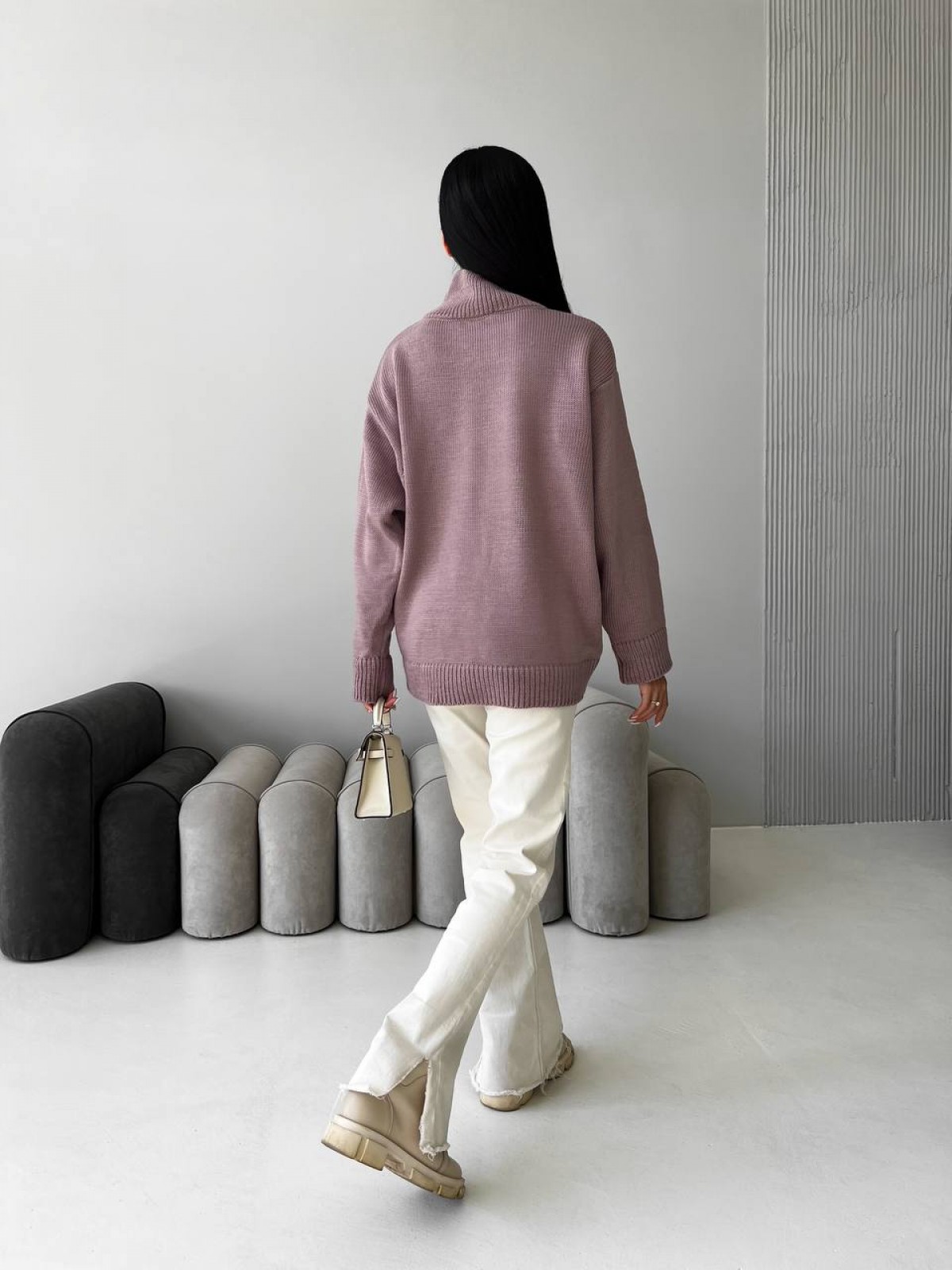 Жіночий светр колір кава р.42/46 441963