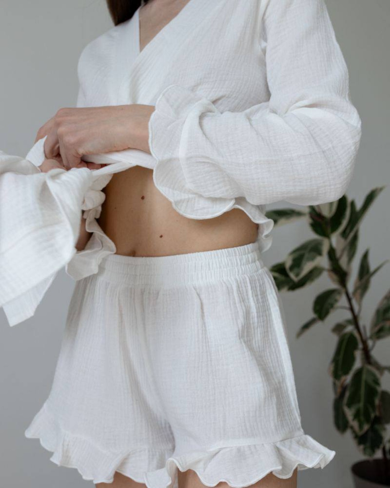 Жіноча піжама двійка із шортами «Nancy» колір молочний р.S 455451