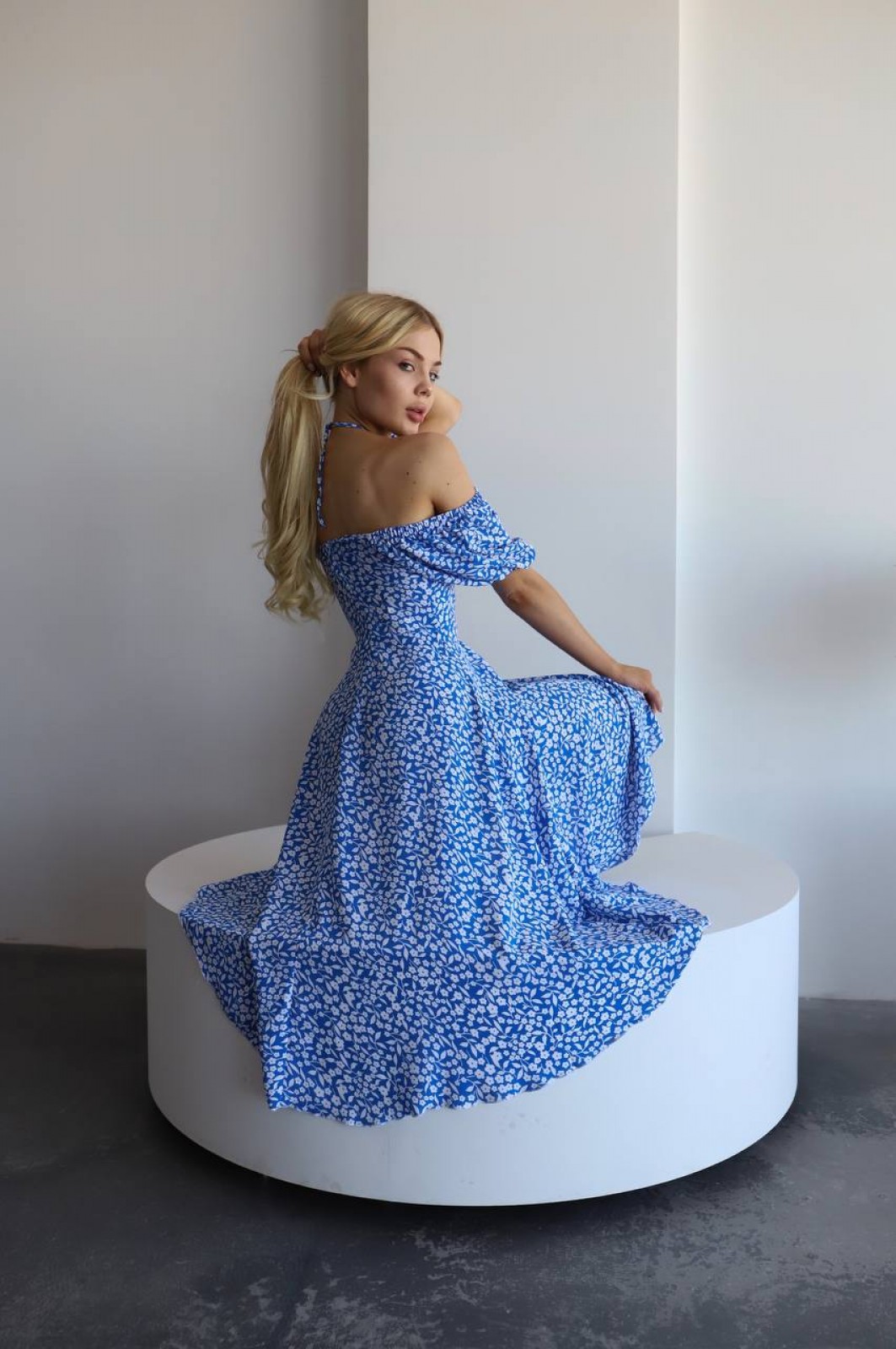 Жіноча сукня у квітковий принт колір блакитний р.42/44 455744