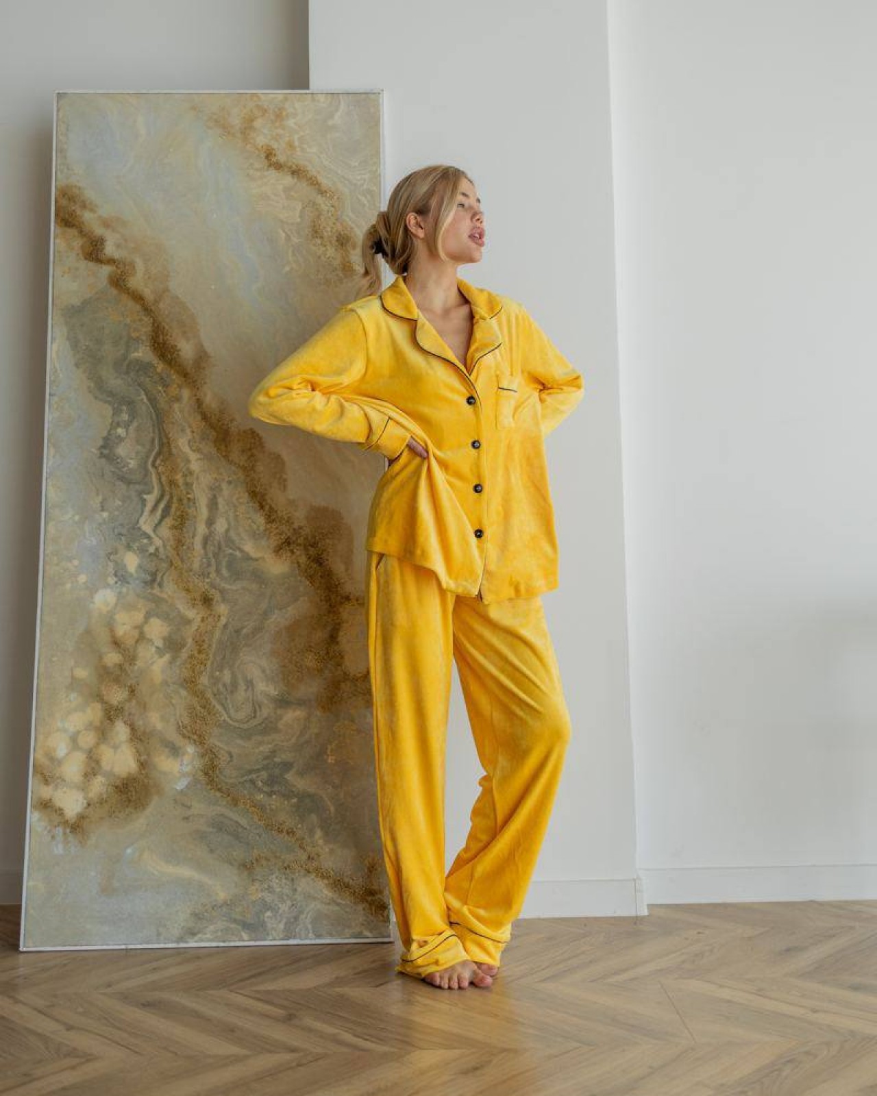 Жіноча піжама велюр Jeny на гудзиках колір жовтий р.M 443800