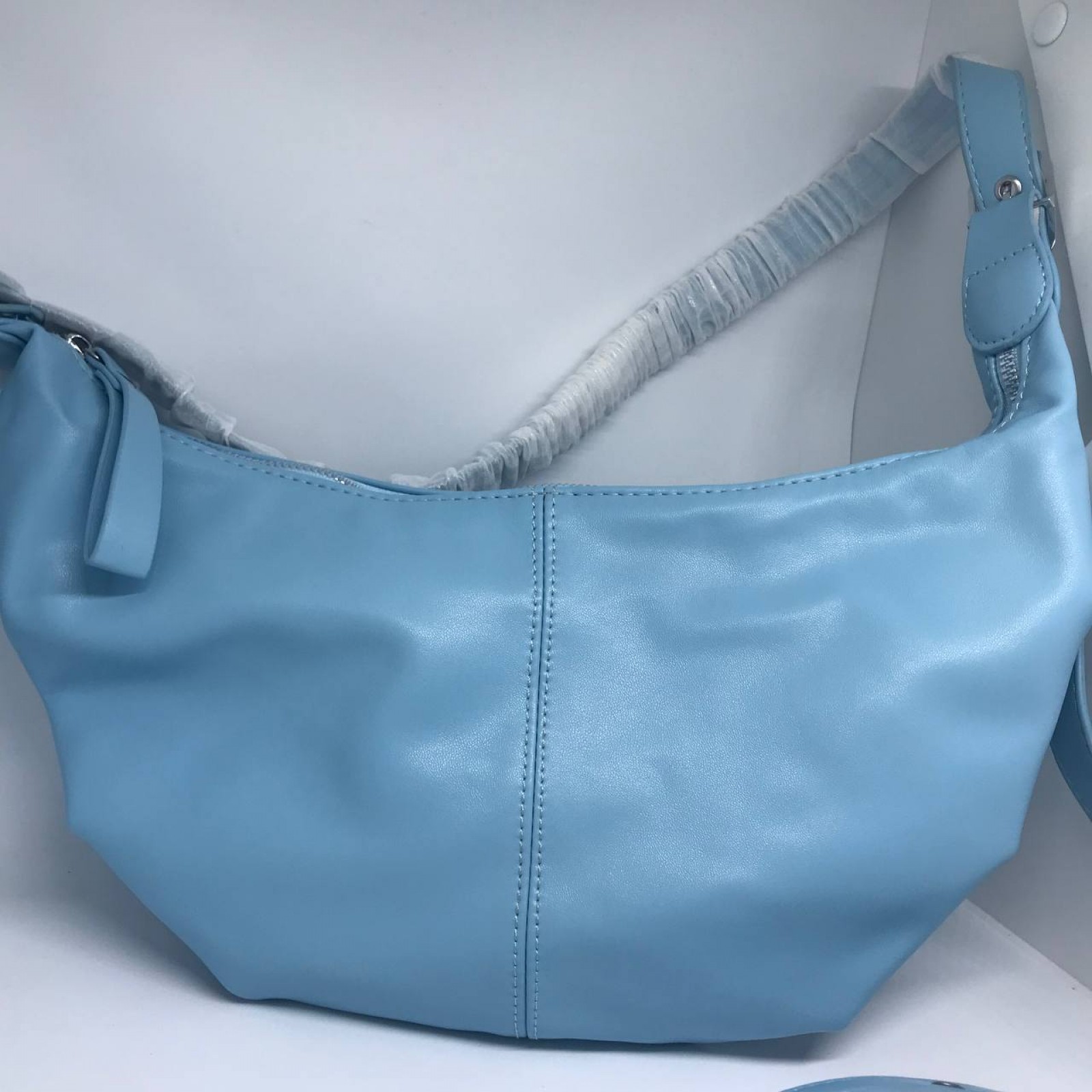 Жіноча сумочка колір насичений блакитний 436079