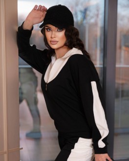 Жіночий спортивний костюм чорно-білого кольору 391669