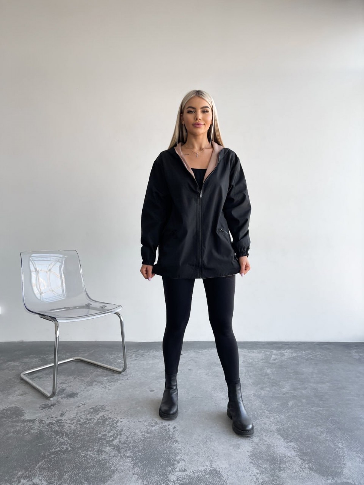 Жіноча двостороння куртка колір чорний-бежевий р.універсальний 454222