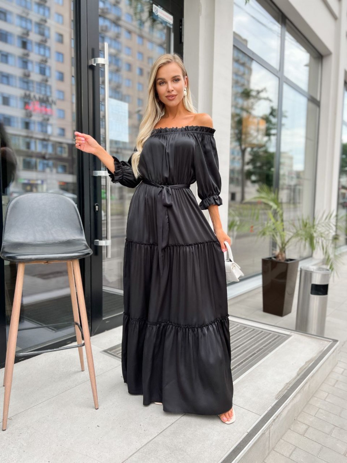 Жіноча довга сукня з рукавом чорного кольору р.L/XL 386973
