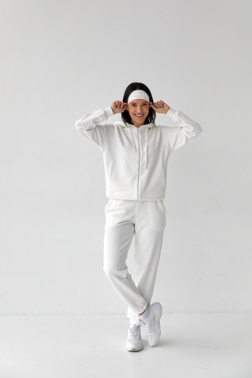 Жіночий спортивний костюм колір білий р.XS 408329