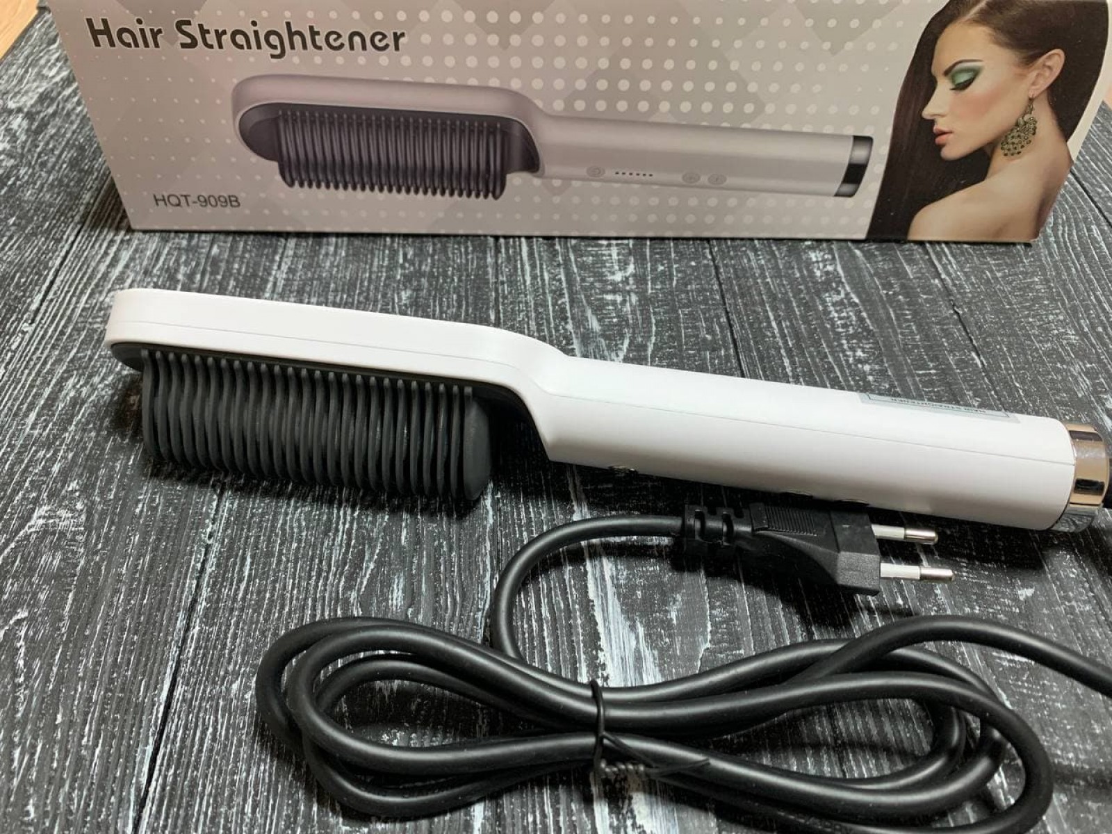 Гребінець-випрямляч білий Hair Straightener HQT-909 з турмаліновим покриттям 338961