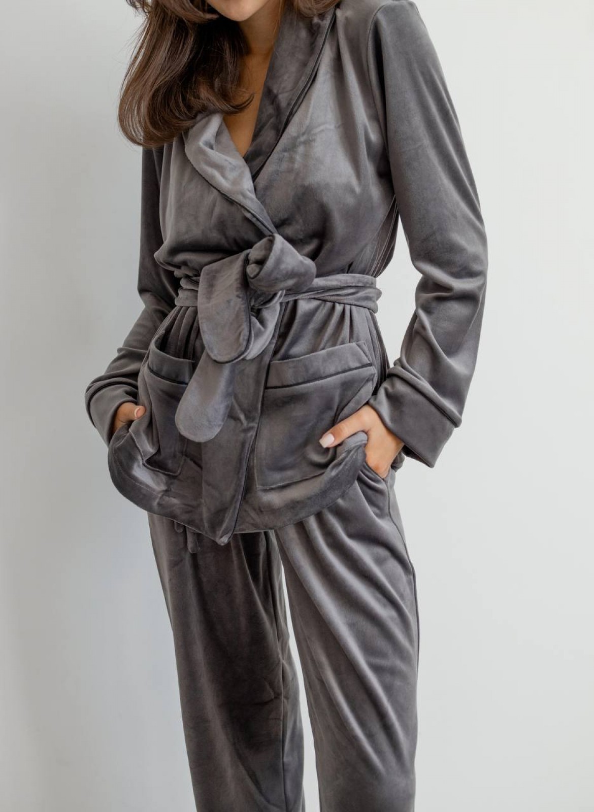Жіноча піжама велюр Eva на запах сірого кольору р.XL 442560
