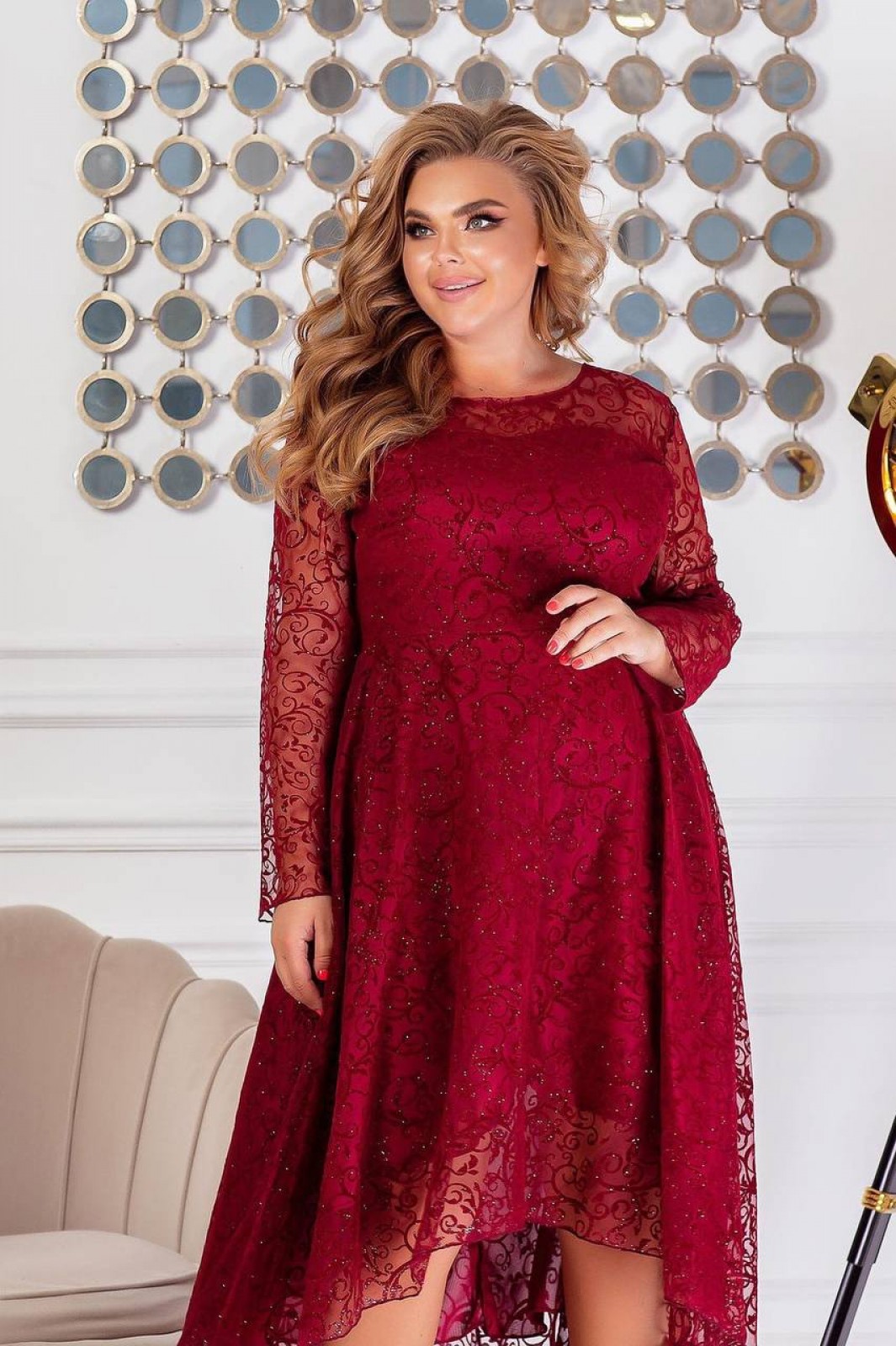 Жіноча ошатна сукня колір марсал р.48/50 445745