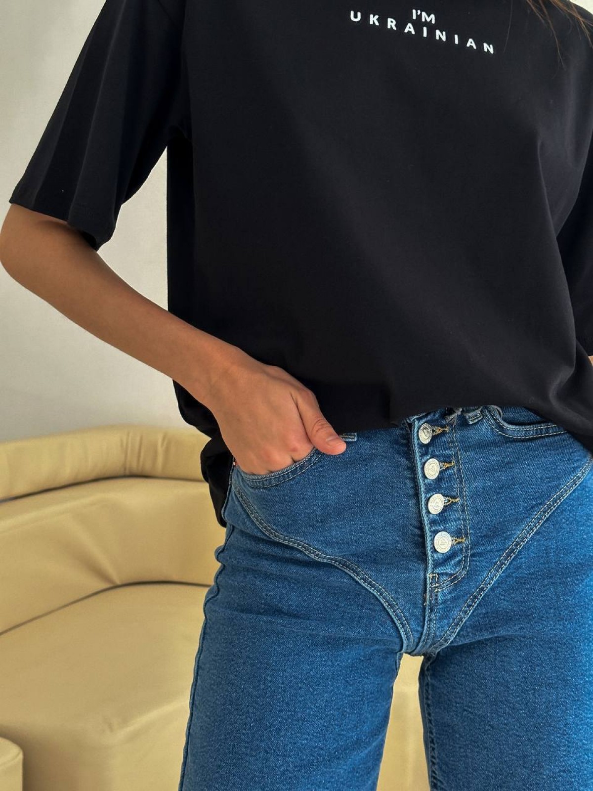 Жіночі джинсові шорти колір синій р.30 452680