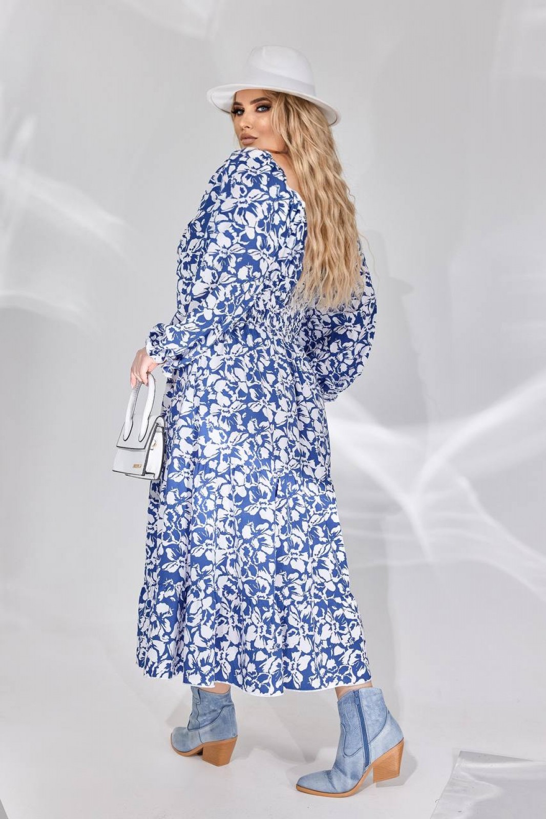 Жіноча вільна сукня із софту колір синій р.62/64 450587