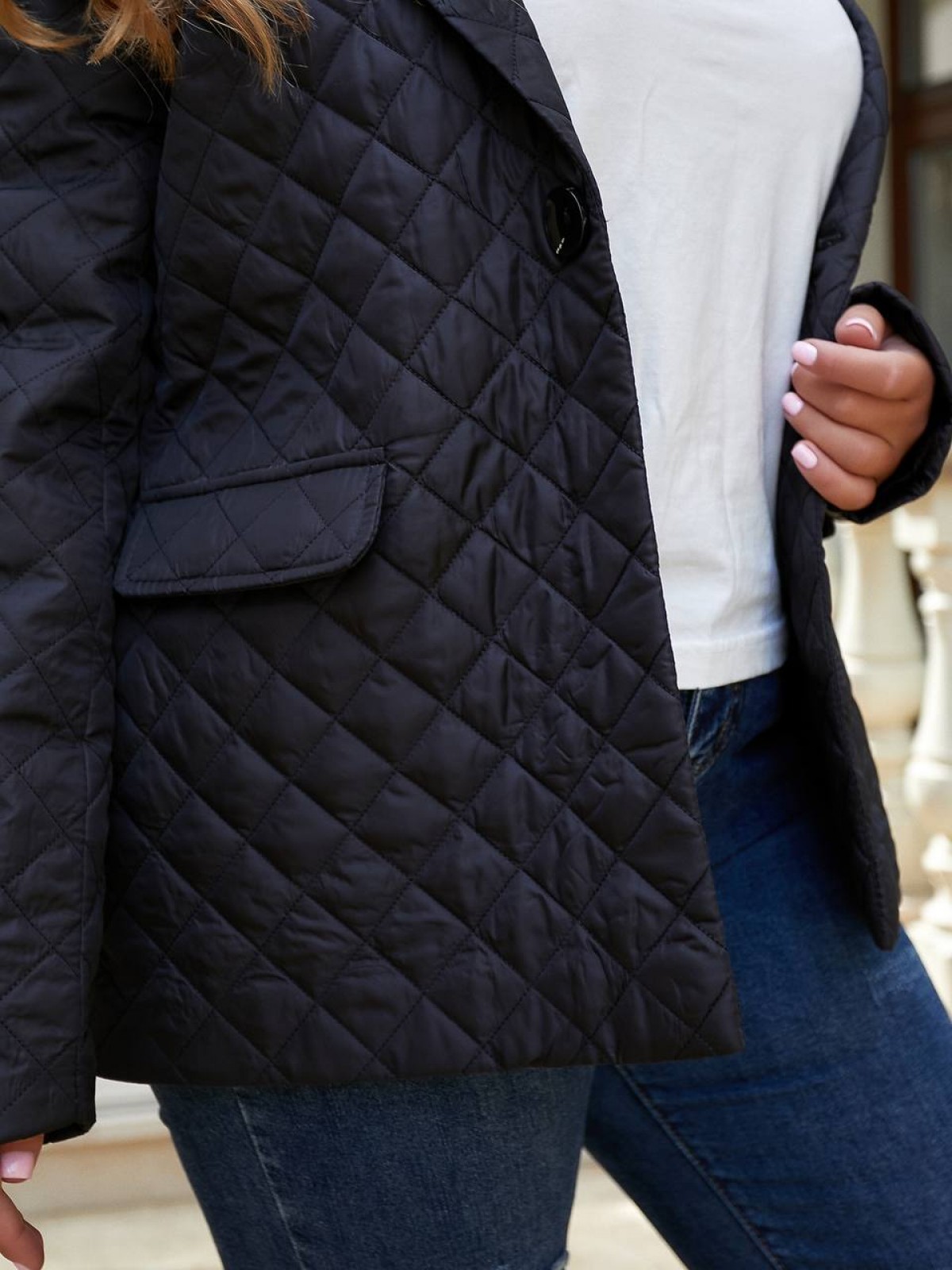 Жіночий піджак зі стьобаної плащової тканини чорного кольору р.58/60 377614