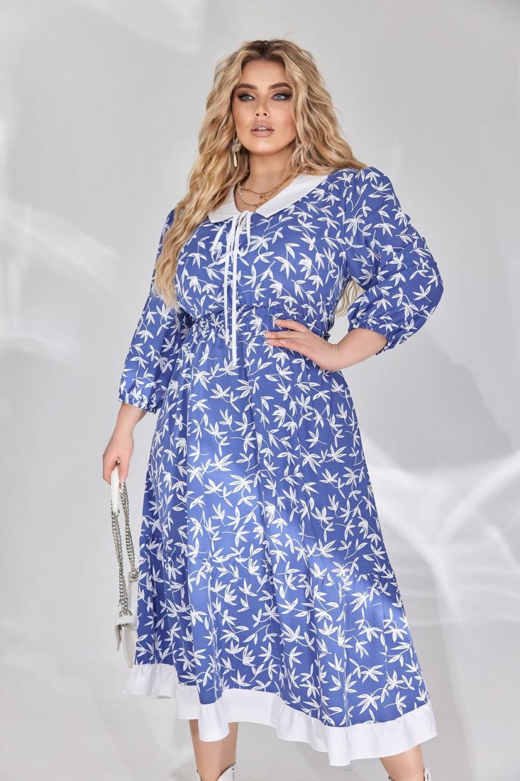 Жіноча вільна сукня із софту колір синій р.50/52 450395