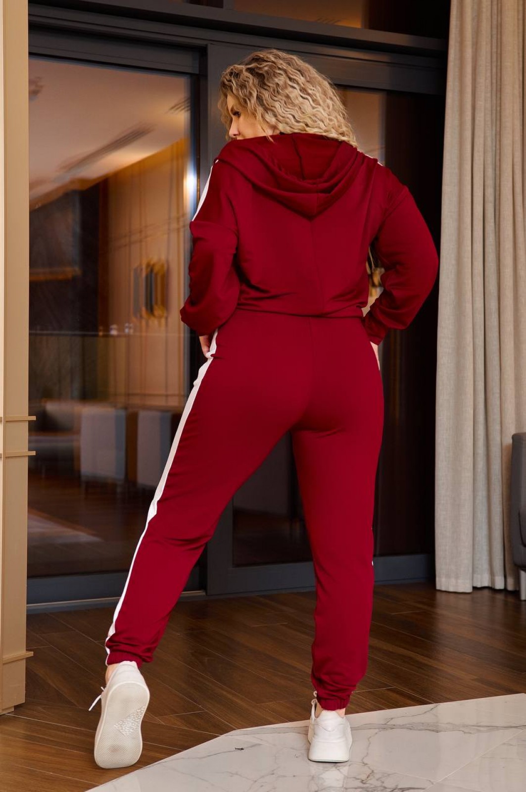 Жіночий спортивний костюм кольору бордо р.48/50 420919