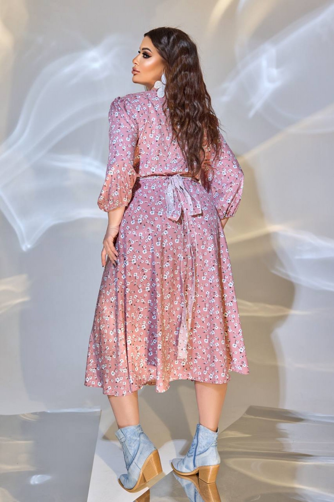 Жіноча вільна сукня із софту колір пудра р.54/56 449949