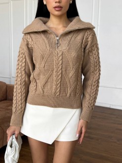Жіночий светр з V-подібним коміром та блискавкою колір кемел р.42/46 445968