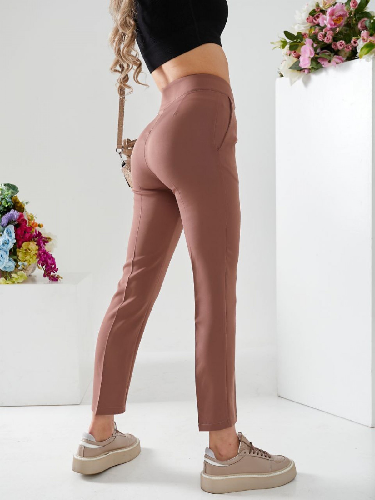 Женские брюки цвета капучино р.3XL 396720