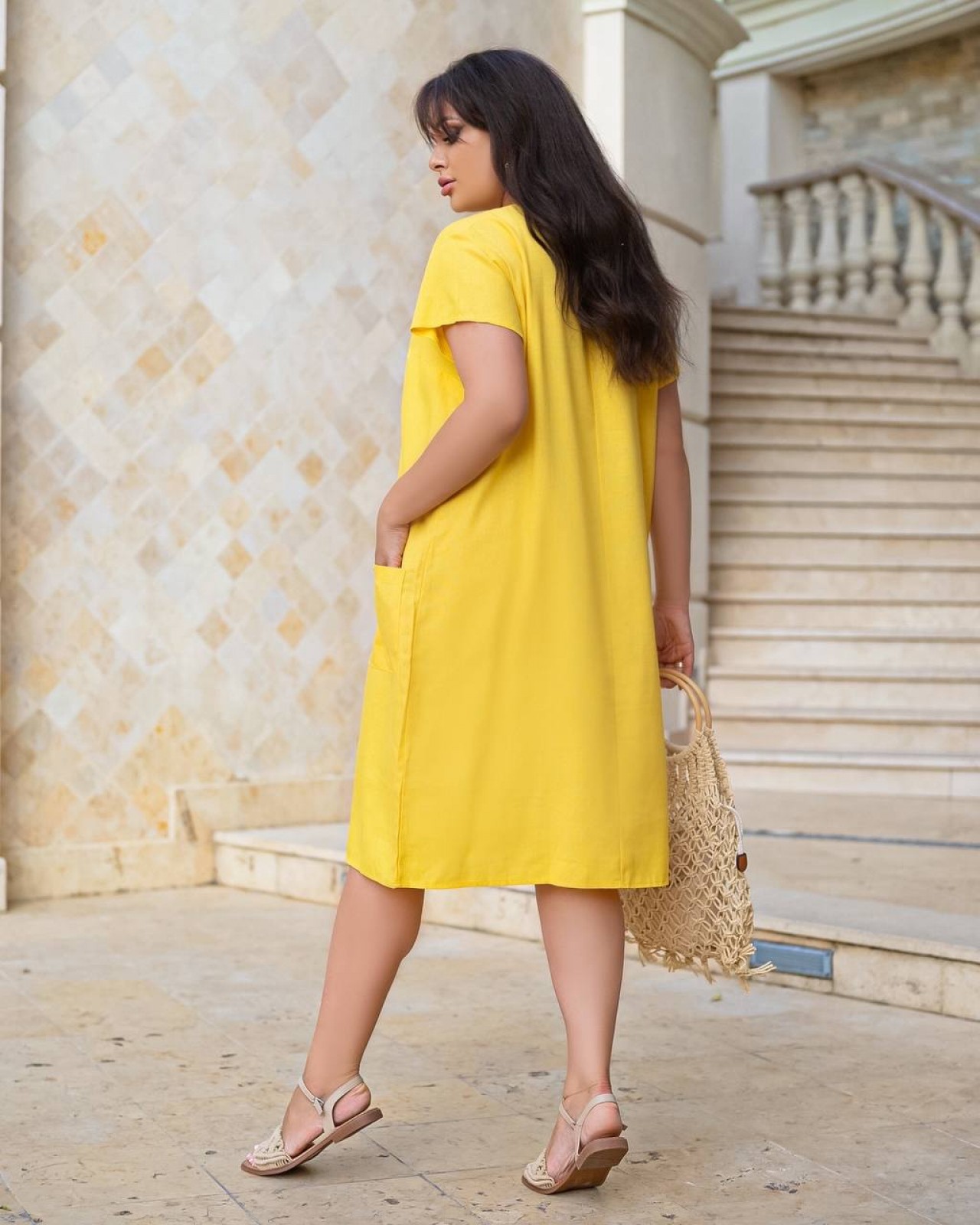Жіноча сукня з кишенями жовтий р.58/60 437391