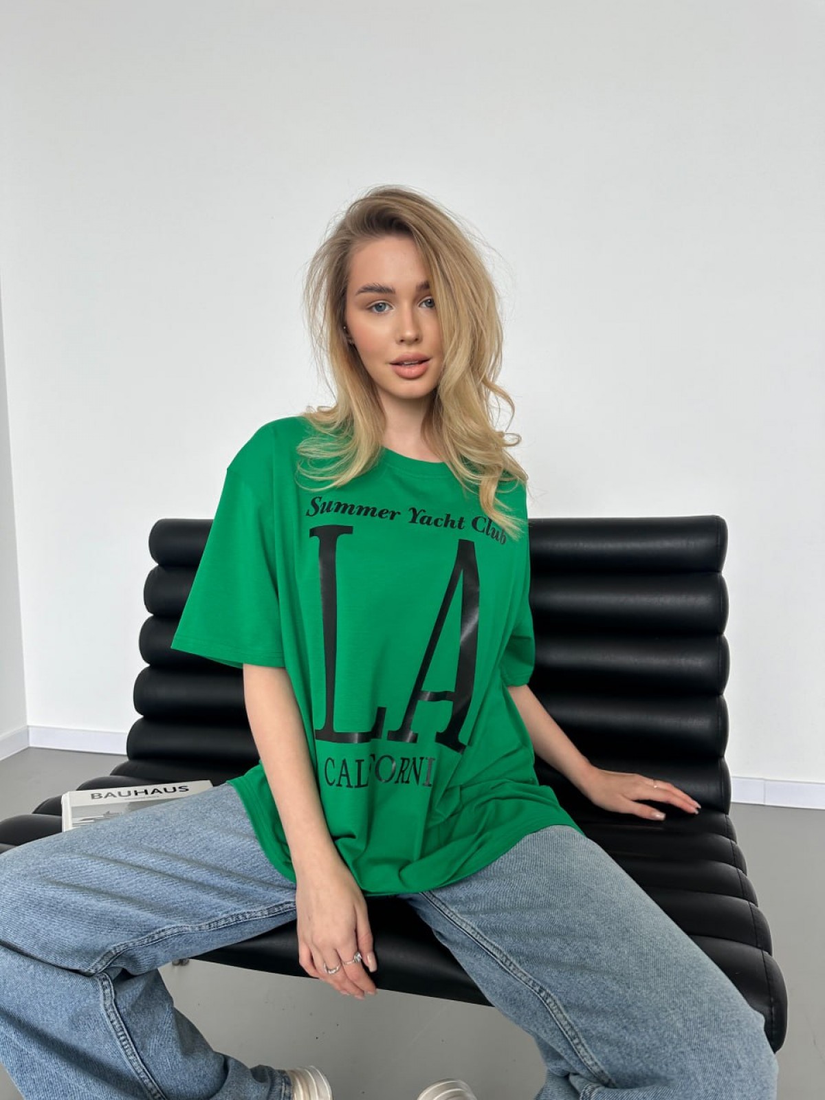 Жіноча базова футболка колір зелений р.42/46 452938