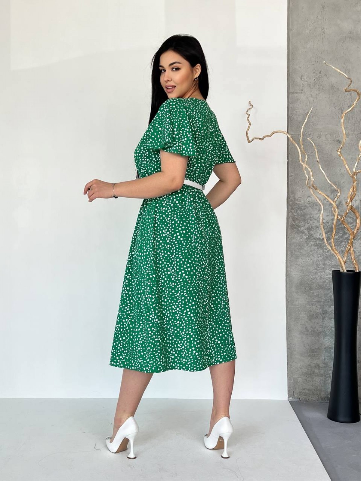 Жіноча сукня з поясом колір зелений р.54/56 434415
